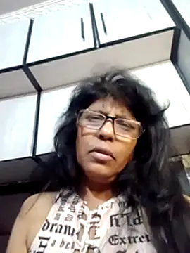 Snapshot of MsAttitude chatting on July 31, 6:18 pm MsAttitude online show from July 31, 6:18 pm