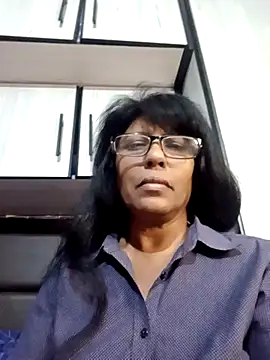 Snapshot of MsAttitude chatting on August 2, 4:27 pm MsAttitude online show from August 2, 4:27 pm