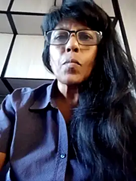 Snapshot of MsAttitude chatting on August 3, 5:39 am MsAttitude online show from August 3, 5:39 am