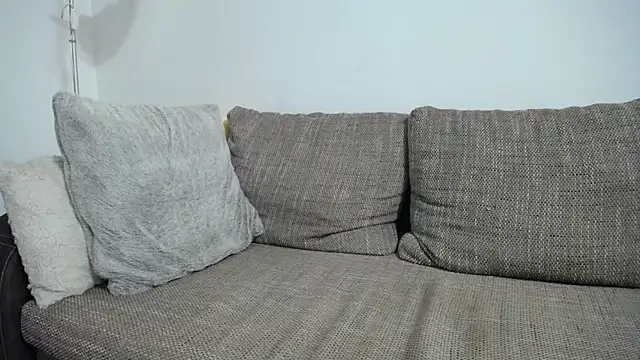 SQUIRRRTER online show from August 7, 8:33 pm