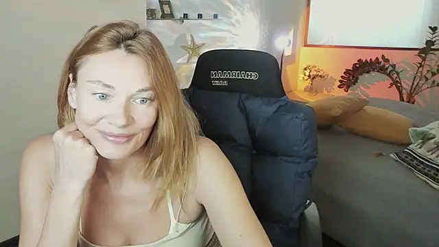 Snapshot of MistyBarnes chatting on May 27, 2:36 pm MistyBarnes online show from May 27, 2:36 pm
