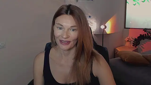 Snapshot of MistyBarnes chatting on June 5, 10:10 am MistyBarnes online show from June 5, 10:10 am