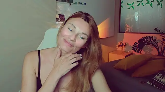Snapshot of MistyBarnes chatting on June 21, 3:25 pm MistyBarnes online show from June 21, 3:25 pm