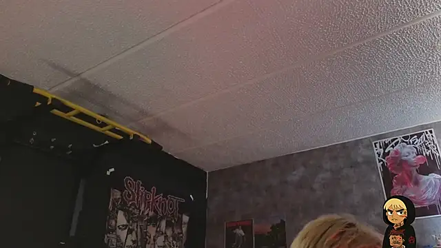 AcidMilo online show from February 18, 6:37 pm