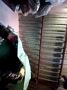 Snapshot of Davera chatting on March 21, 3:26 pm Davera online show from March 21, 3:26 pm