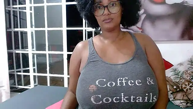 Snapshot of Charlie-Crawford chatting on February 3, 1:59 am Charlie-Crawford online show from February 3, 1:59 am