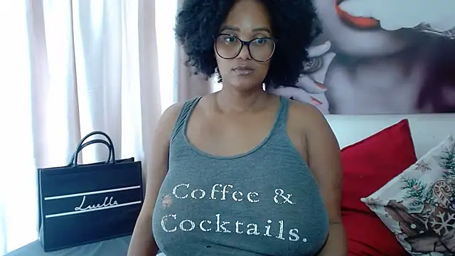 Snapshot of Charlie-Crawford chatting on February 3, 6:22 am Charlie-Crawford online show from February 3, 6:22 am