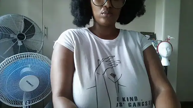 Snapshot of Charlie-Crawford chatting on March 1, 8:38 am Charlie-Crawford online show from March 1, 8:38 am