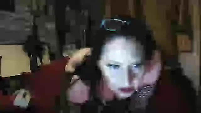 Snapshot of dominatrixredsonyja chatting on November 15, 12:52 am dominatrixredsonyja online show from November 15, 12:52 am