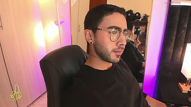 ItsMeEros online show from December 4, 4:27 pm