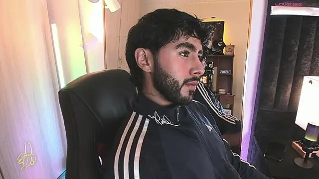 ItsMeEros online show from June 17, 1:08 am