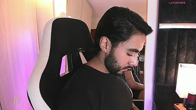 ItsMeEros online show from July 24, 11:25 pm