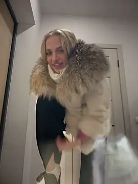 Snapshot of pinkstar_ chatting on December 6, 5:31 am pinkstar online show from December 6, 5:31 am