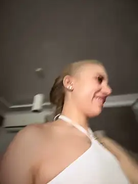 Snapshot of pinkstar_ chatting on January 12, 8:04 am pinkstar online show from January 12, 8:04 am