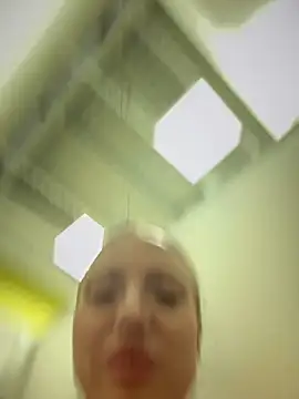 Snapshot of pinkstar_ chatting on February 12, 8:06 am pinkstar online show from February 12, 8:06 am