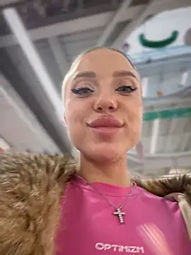 Snapshot of pinkstar_ chatting on February 14, 4:47 am pinkstar online show from February 14, 4:47 am