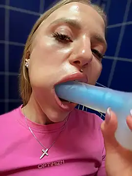 Snapshot of pinkstar_ chatting on February 17, 9:13 am pinkstar online show from February 17, 9:13 am