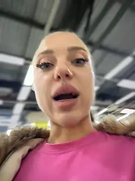 Snapshot of pinkstar_ chatting on March 2, 6:48 am pinkstar online show from March 2, 6:48 am