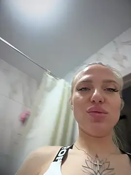 Snapshot of pinkstar_ chatting on November 16, 5:13 am pinkstar online show from November 16, 5:13 am