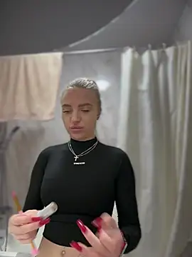 Snapshot of pinkstar_ chatting on December 14, 6:19 am pinkstar online show from December 14, 6:19 am