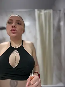 pinkstar  online show from February 19, 5:03 am