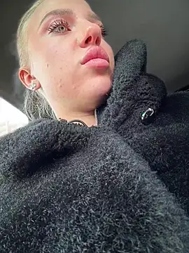 pinkstar  online show from March 2, 6:14 am