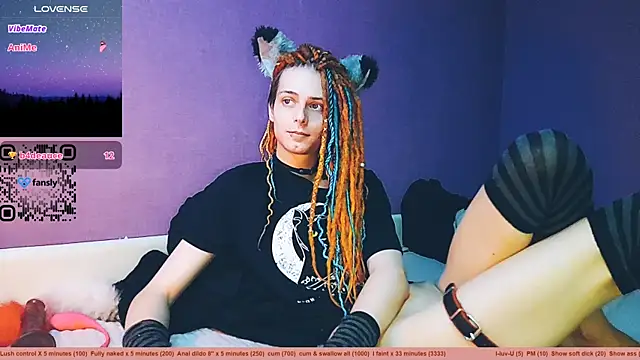 Snapshot of Littlepinkcat chatting on December 7, 4:36 pm Littlepinkcat online show from December 7, 4:36 pm