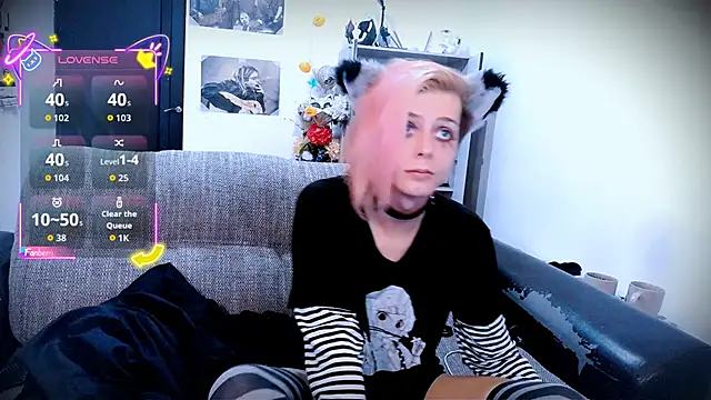 Snapshot of Littlepinkcat chatting on September 30, 6:35 pm Littlepinkcat online show from September 30, 6:35 pm