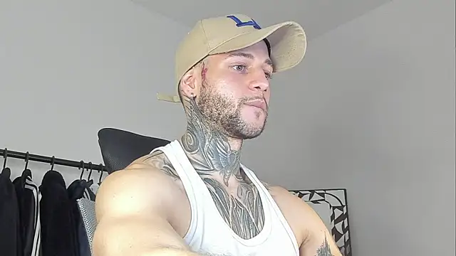  jamesleandros1 online show from November 7, 4:45 am