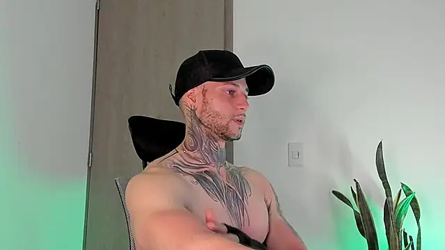  jamesleandros1 online show from March 1, 3:52 am