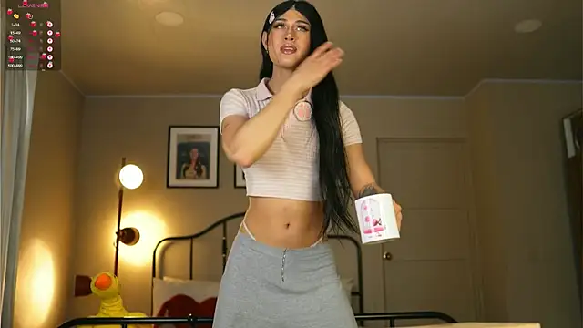 Snapshot of julesbennet chatting on March 7, 1:29 pm julesbennet online show from March 7, 1:29 pm