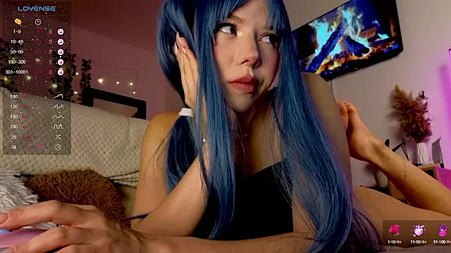 Snapshot of Juliette_Sunshine chatting on December 7, 1:25 am Juliette Sunshine online show from December 7, 1:25 am