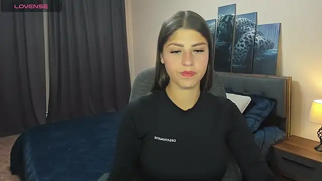 MaryMayson online show from February 10, 4:04 pm