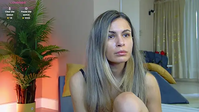 Avril Cyrus online show from March 9, 7:56 am