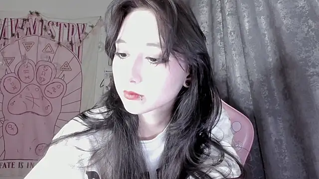 Snapshot of Holy420lolii chatting on September 13, 4:40 pm Holy420lolii online show from September 13, 4:40 pm