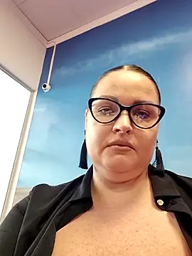 Snapshot of GeorgiaLerox chatting on May 9, 12:54 pm GeorgiaLerox online show from May 9, 12:54 pm
