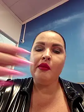 Snapshot of GeorgiaLerox chatting on June 9, 1:01 pm GeorgiaLerox online show from June 9, 1:01 pm