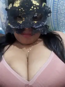 Snapshot of chubby_wife chatting on June 21, 5:04 pm chubby wife online show from June 21, 5:04 pm