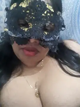 Snapshot of chubby_wife chatting on July 12, 5:26 pm chubby wife online show from July 12, 5:26 pm