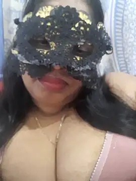Snapshot of chubby_wife chatting on July 22, 3:09 am chubby wife online show from July 22, 3:09 am