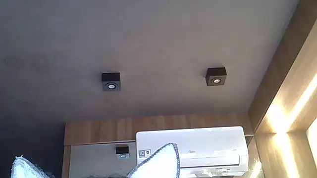 Skinny-Kitten online show from October 28, 6:21 pm