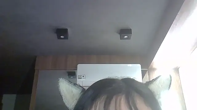 Skinny-Kitten online show from May 4, 3:24 am