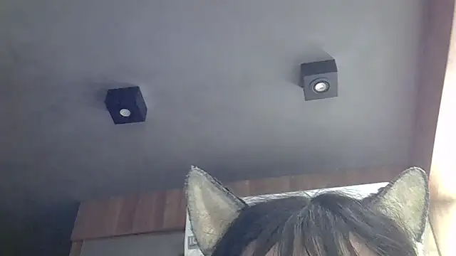 Skinny-Kitten online show from May 20, 2:29 am