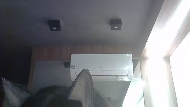 Skinny-Kitten online show from May 24, 4:01 pm