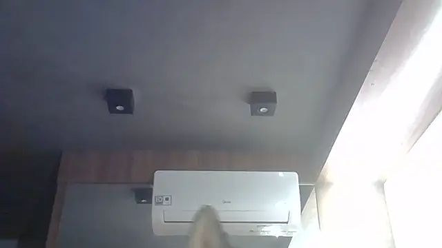 Skinny-Kitten online show from June 14, 7:27 pm