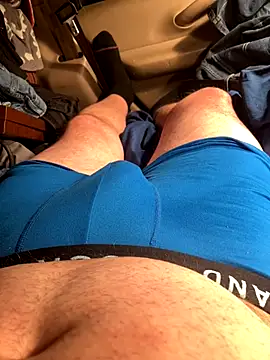 Snapshot of prekumstud chatting on November 6, 12:28 pm prekumstud online show from November 6, 12:28 pm