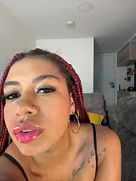Snapshot of ATENEA_SEXXXY chatting on May 23, 8:13 pm ATENEA SEXXXY online show from May 23, 8:13 pm