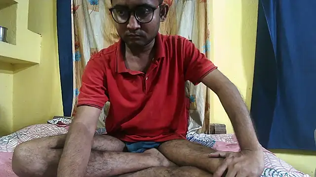 Snapshot of Cute_boy2000 chatting on December 19, 12:01 pm Cute boy2000 online show from December 19, 12:01 pm