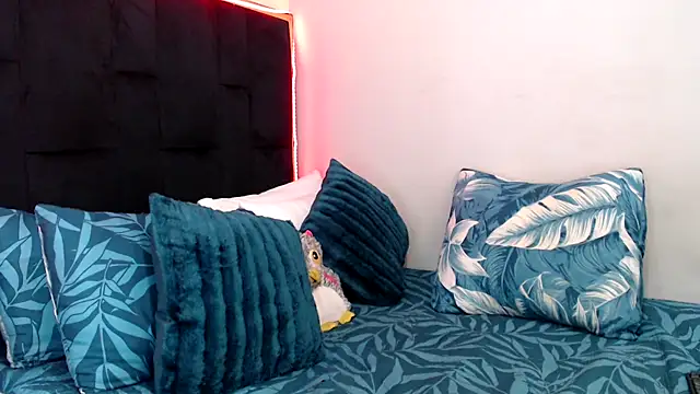 CancerGodessX online show from October 10, 7:29 am