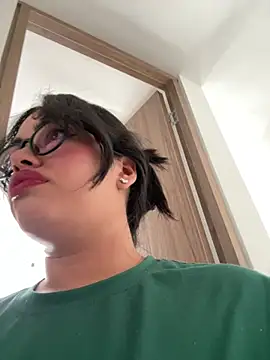 Snapshot of andra_rose chatting on January 12, 6:38 pm andra rose online show from January 12, 6:38 pm